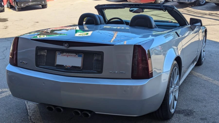 2006 Cadillac XLR-V - Image 3 of 31