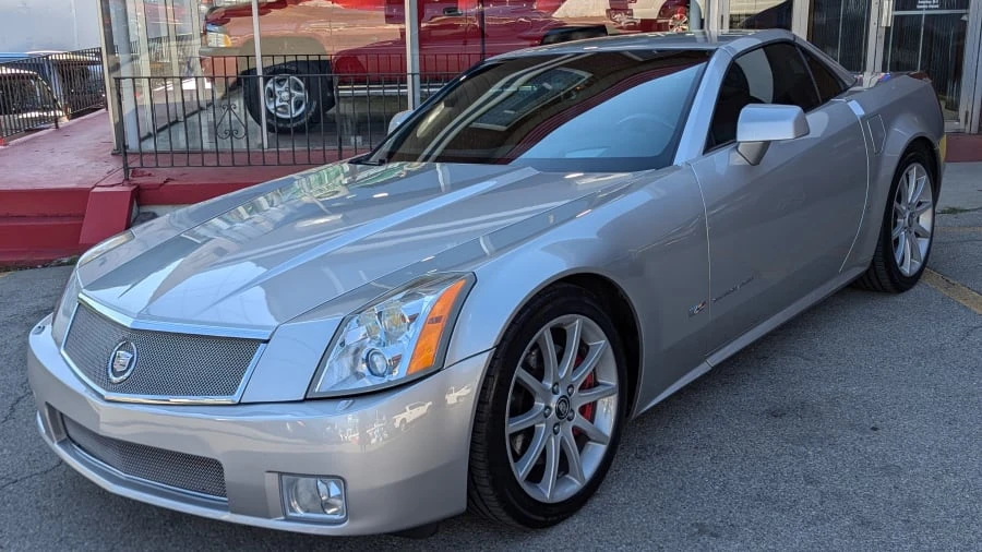 2006 Cadillac XLR-V - Image 17 of 31