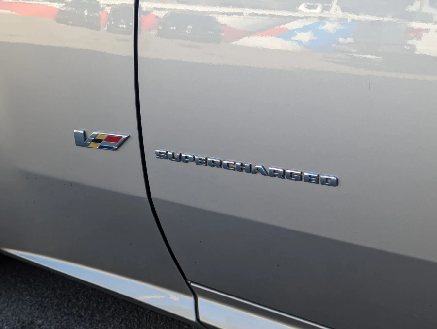 2006 Cadillac XLR-V - Image 24 of 31