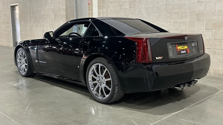 2006 Cadillac XLR-V - Image 6 of 10