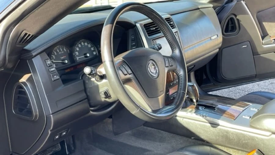 2006 Cadillac XLR-V - Image 3 of 13