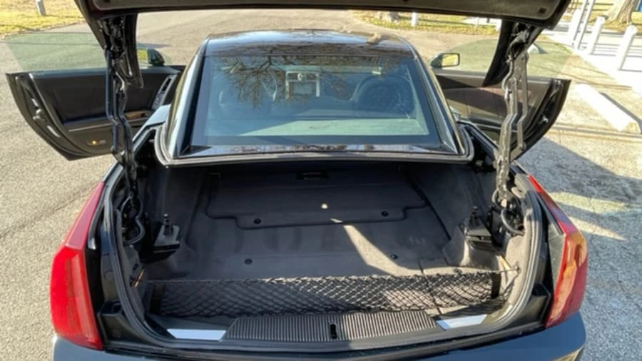 2006 Cadillac XLR-V - Image 10 of 13
