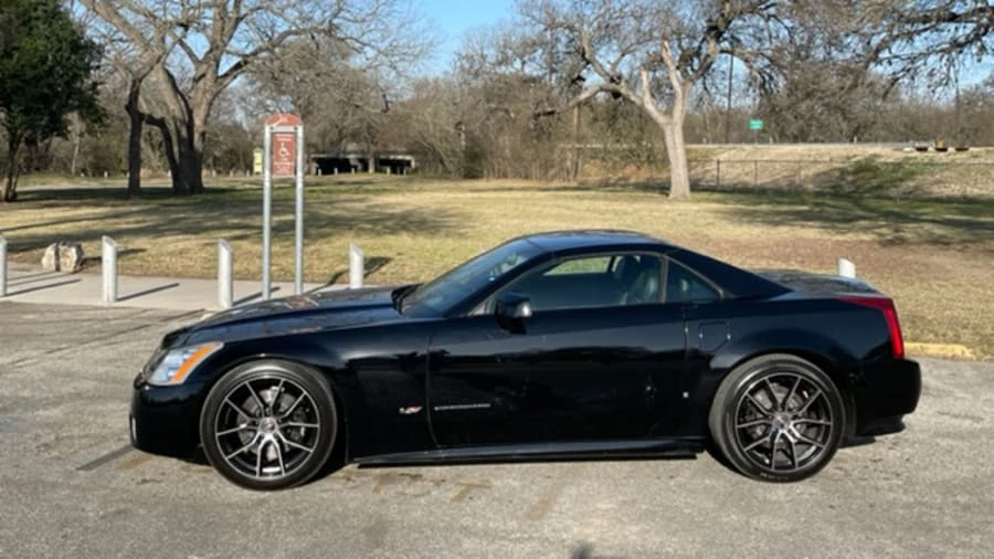 2006 Cadillac XLR-V - Image 11 of 13