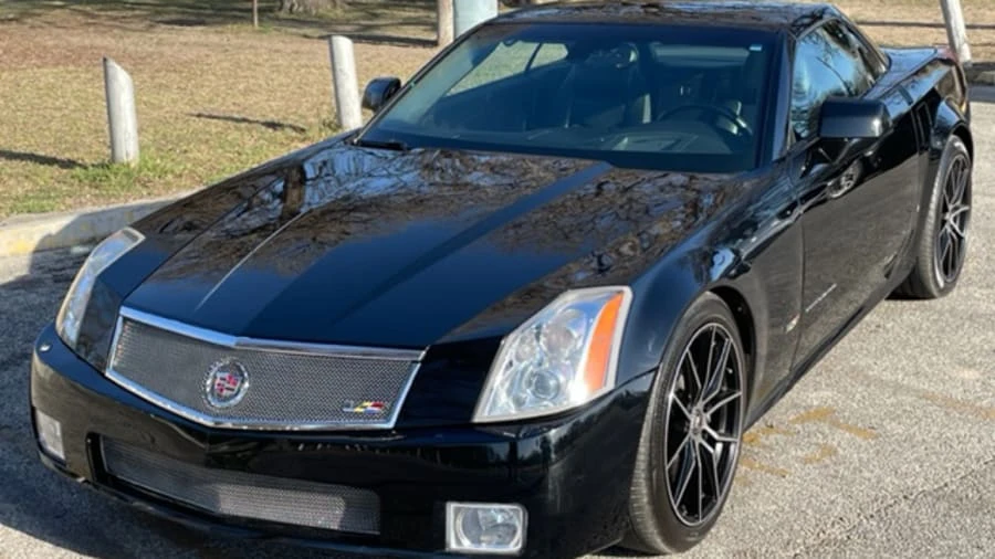 2006 Cadillac XLR-V - Image 12 of 13