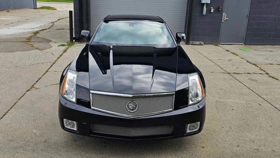 2006 Cadillac XLR-V - Image 7 of 23