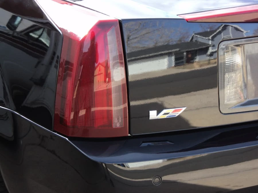 2006 Cadillac XLR-V - Image 10 of 11