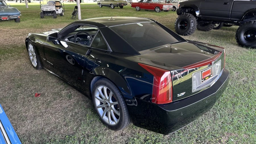 2006 Cadillac XLR-V - Image 4 of 4