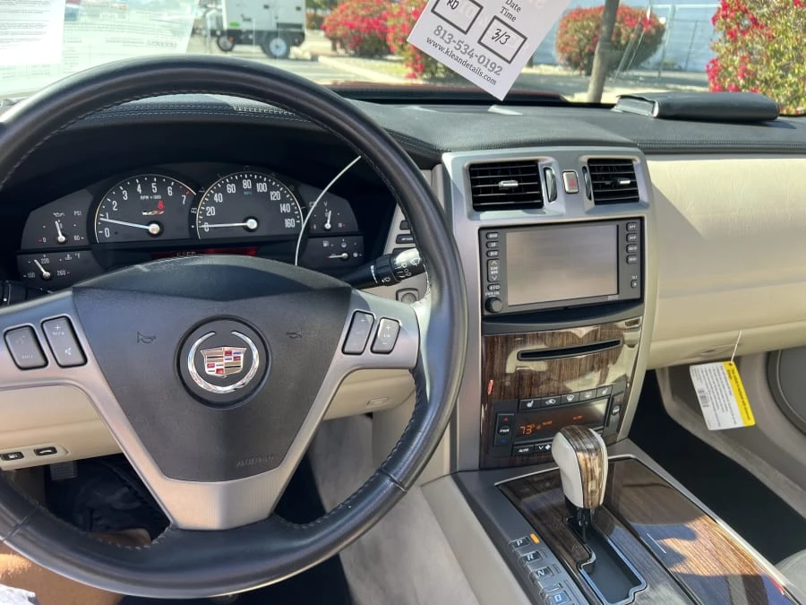 2006 Cadillac XLR-V - Image 10 of 13