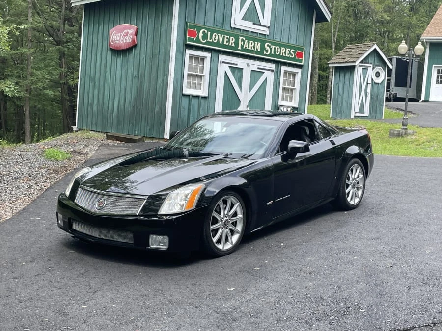 2006 Cadillac XLR-V - Image 4 of 23