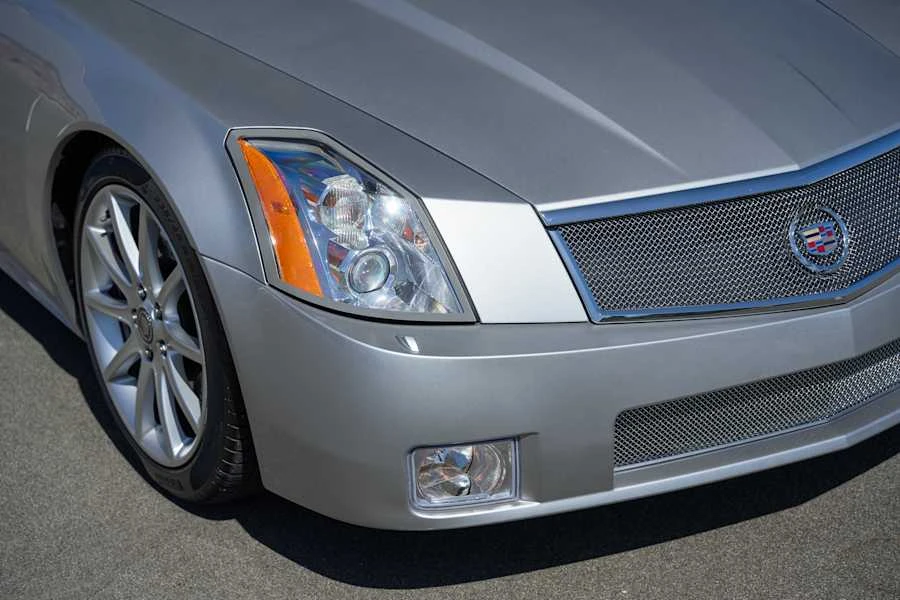 2006 Cadillac XLR-V - Image 19 of 31