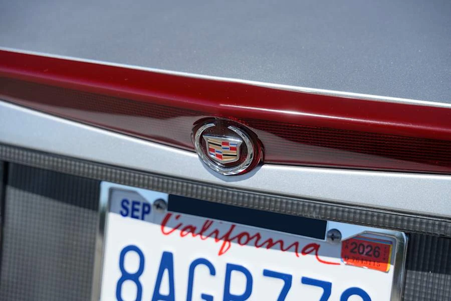 2006 Cadillac XLR-V - Image 22 of 31
