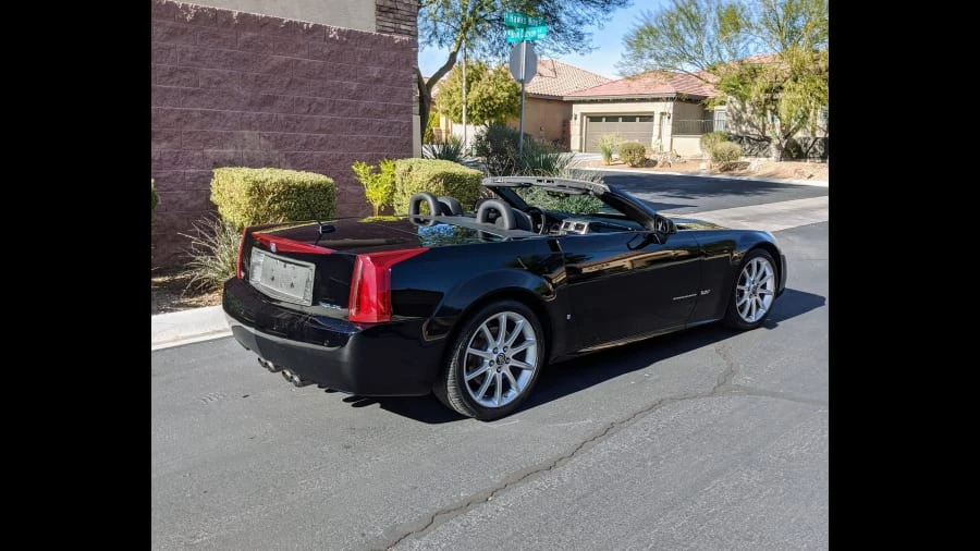 2006 Cadillac XLR-V - Image 3 of 12