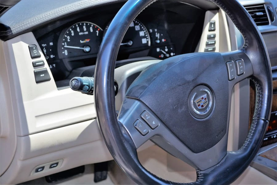 2006 Cadillac XLR-V - Image 2 of 8