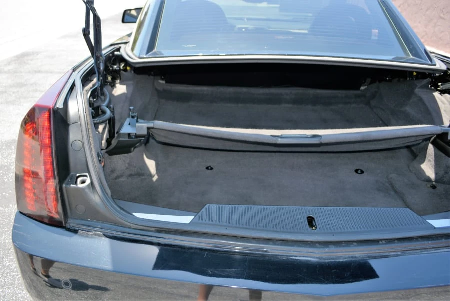 2006 Cadillac XLR-V - Image 7 of 8