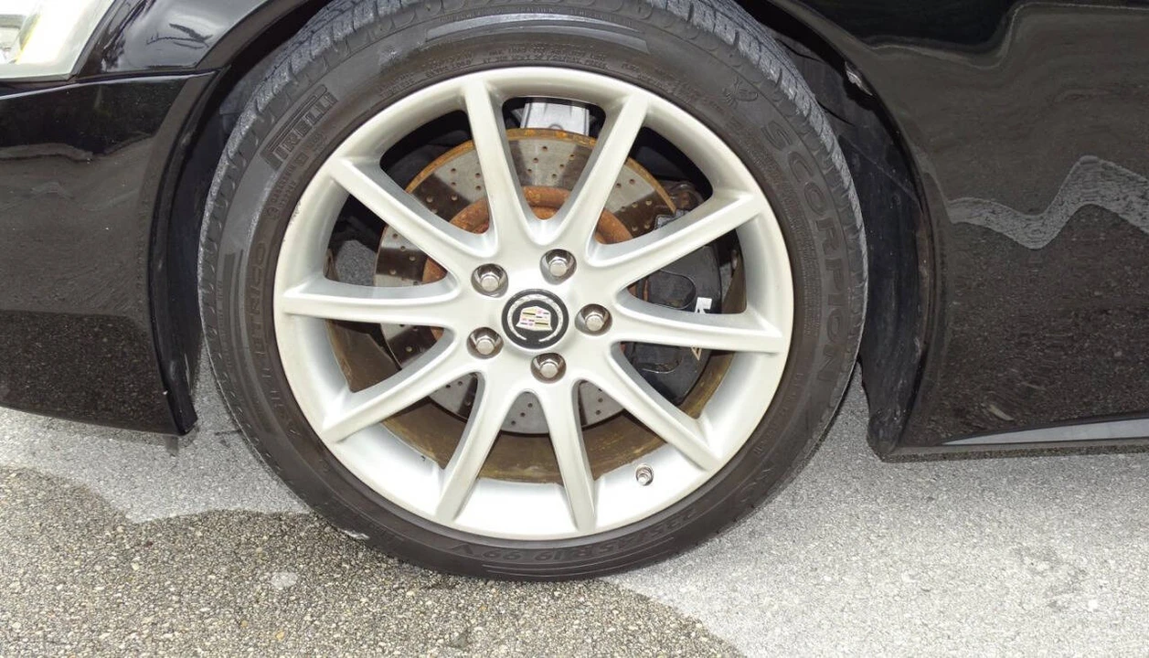 2006 Cadillac XLR-V - Image 21 of 31
