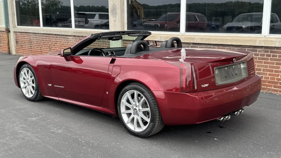 2006 Cadillac XLR-V - Image 3 of 12