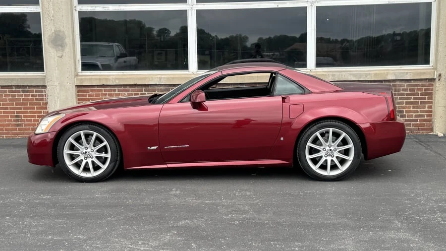 2006 Cadillac XLR-V - Image 5 of 12