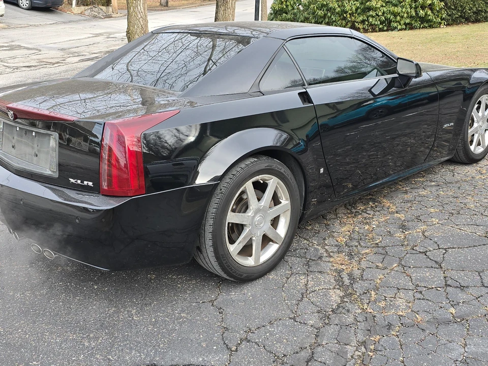 2006 Cadillac XLR - Image 5 of 21