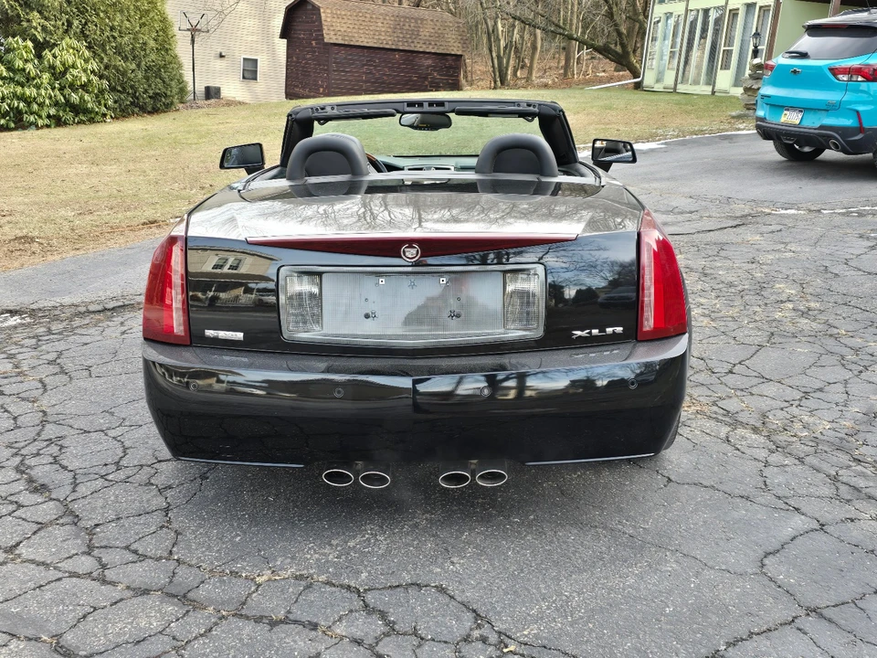 2006 Cadillac XLR - Image 14 of 21