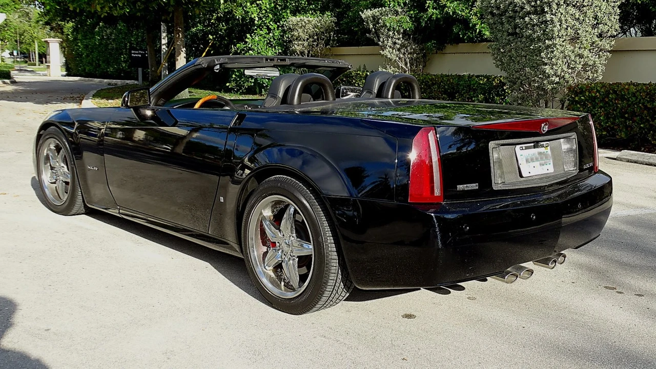 2006 Cadillac XLR - Image 5 of 20