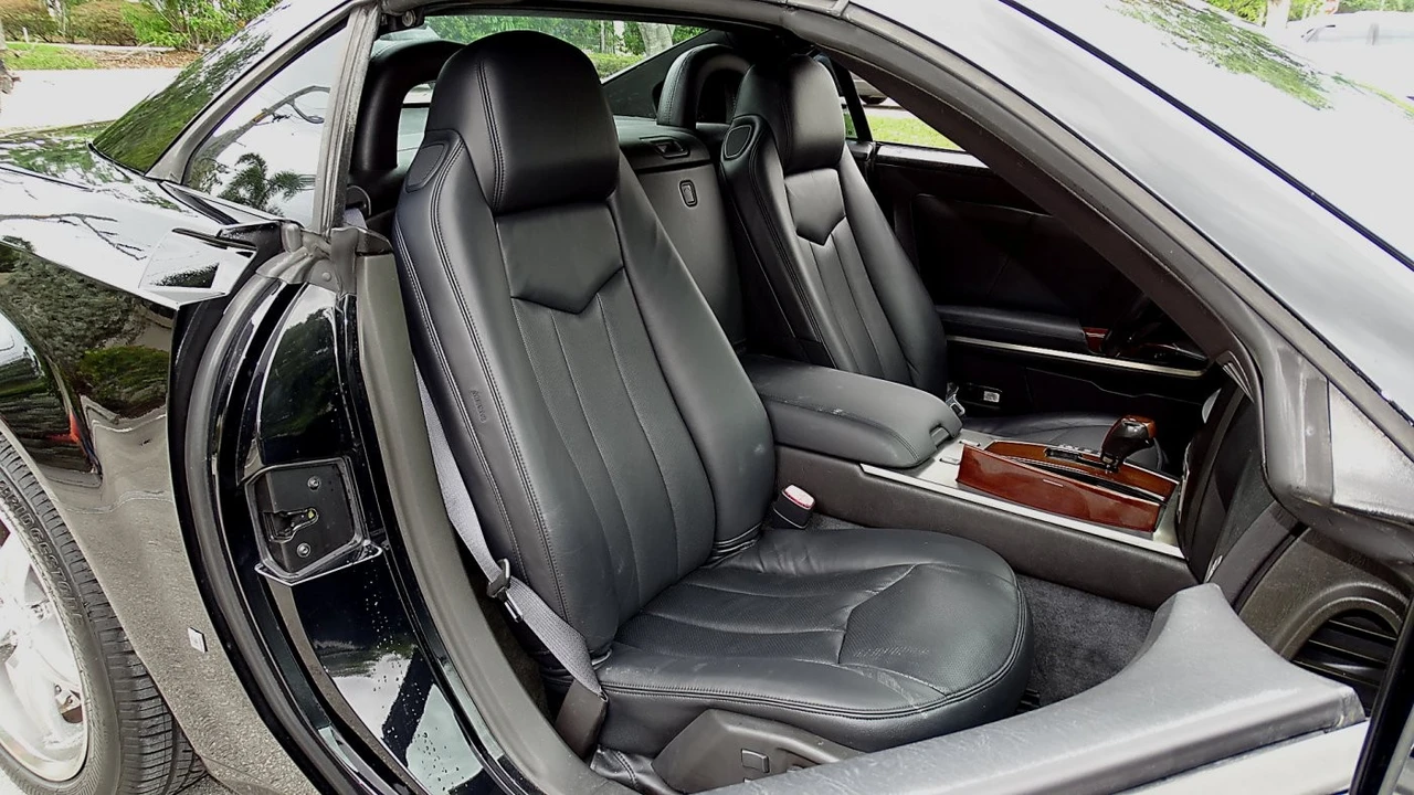 2006 Cadillac XLR - Image 16 of 20