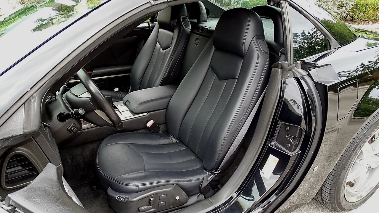 2006 Cadillac XLR - Image 13 of 23