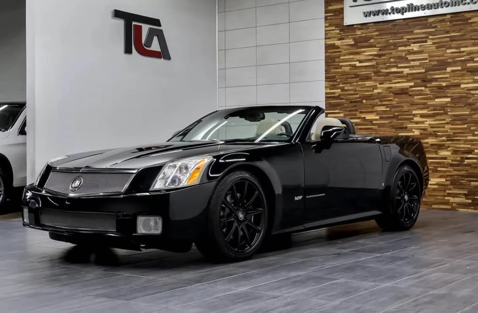 2006 Cadillac XLR-V - Image 5 of 17