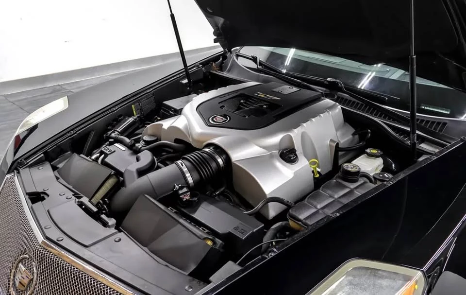 2006 Cadillac XLR-V - Image 17 of 17