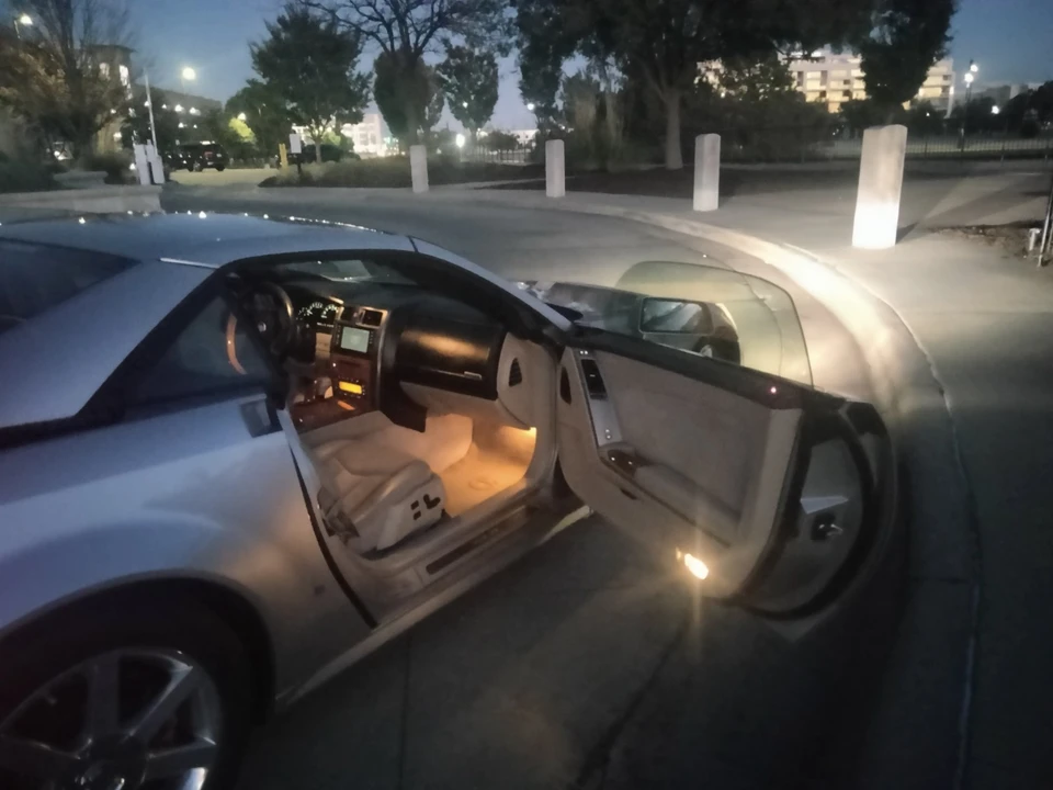 2006 Cadillac XLR - Image 21 of 21