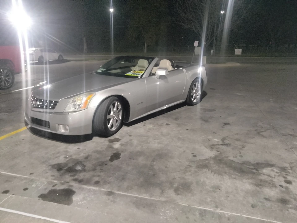 2006 Cadillac XLR - Image 9 of 21
