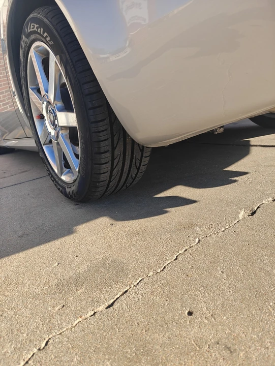 2006 Cadillac XLR - Image 2 of 21
