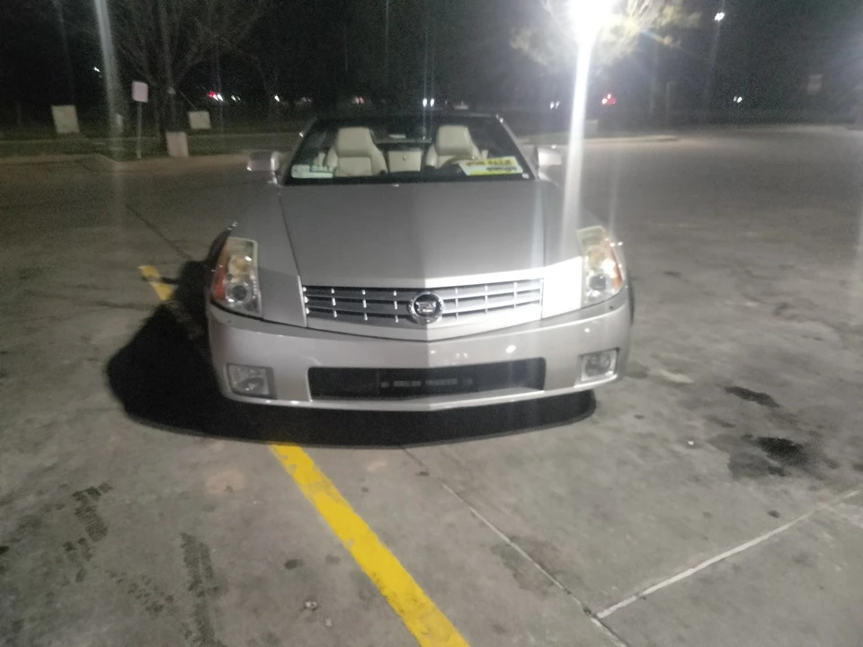 2006 Cadillac XLR - Image 5 of 21