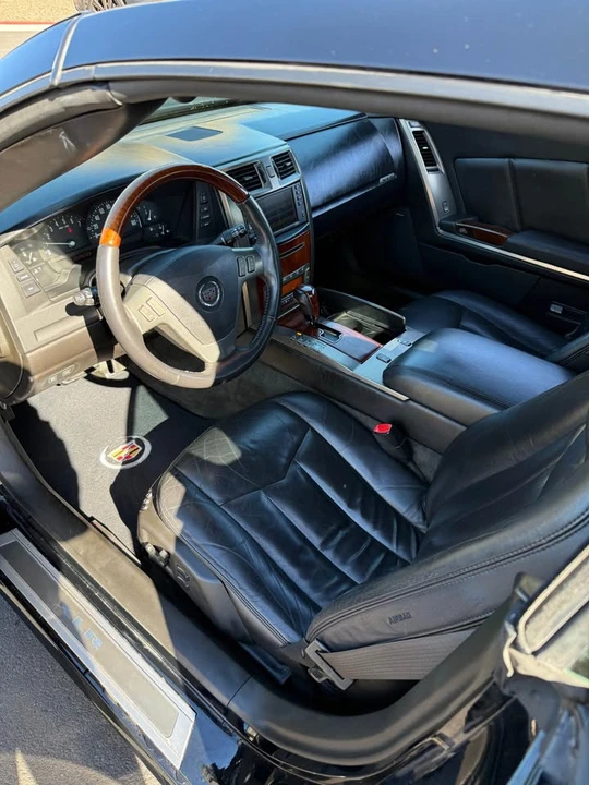 2006 Cadillac XLR-V - Image 5 of 9