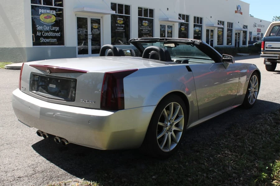 2006 Cadillac XLR-V - Image 3 of 12