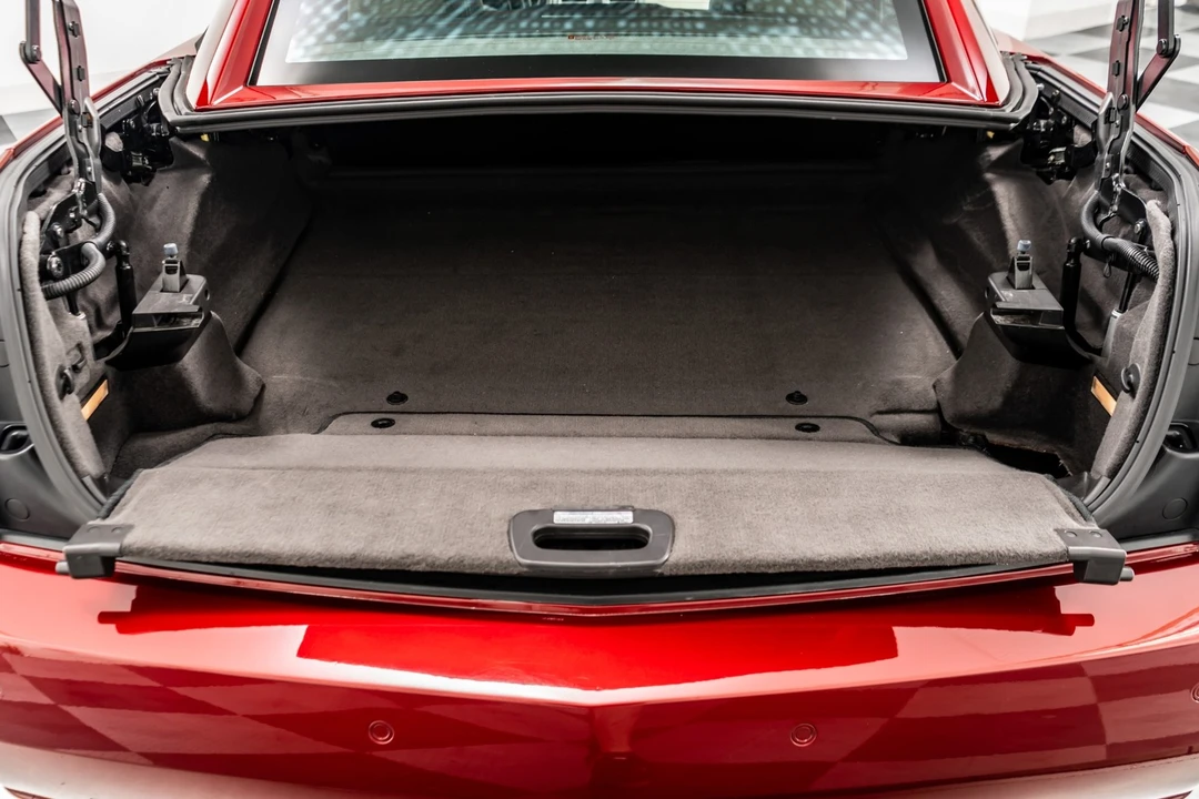 2006 Cadillac XLR-V - Image 18 of 21