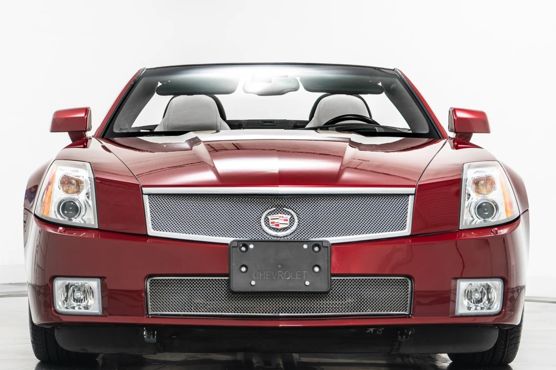 2006 Cadillac XLR-V - Image 4 of 21