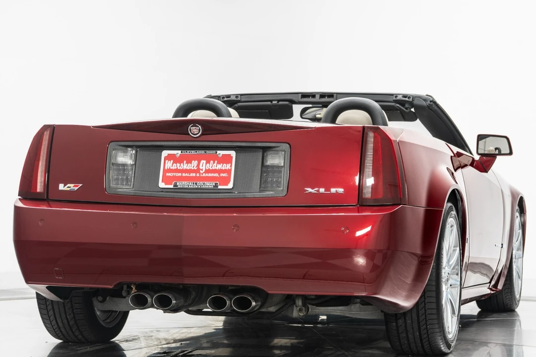 2006 Cadillac XLR-V - Image 9 of 21