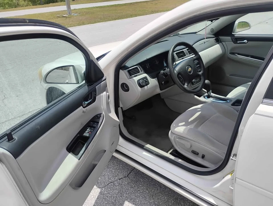 2006 Cadillac CTS 1st Gen - Image 8 of 14