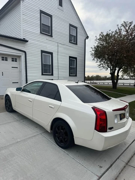 2006 Cadillac CTS 1st Gen - Image 2 of 10