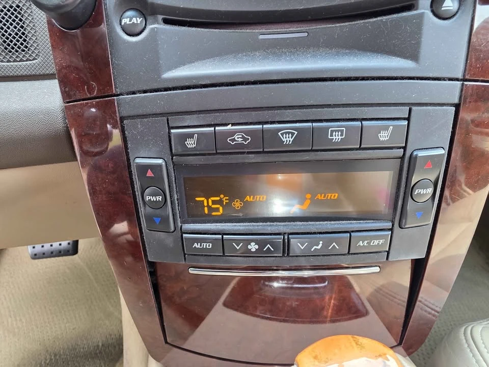 2006 Cadillac CTS 1st Gen - Image 9 of 12
