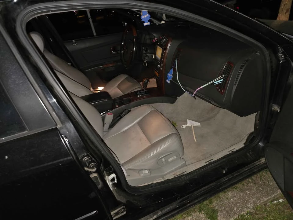 2006 Cadillac CTS 1st Gen - Image 10 of 13