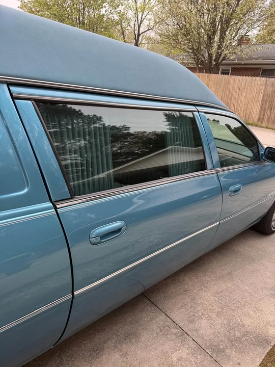 2006 Cadillac DTS - Image 10 of 15