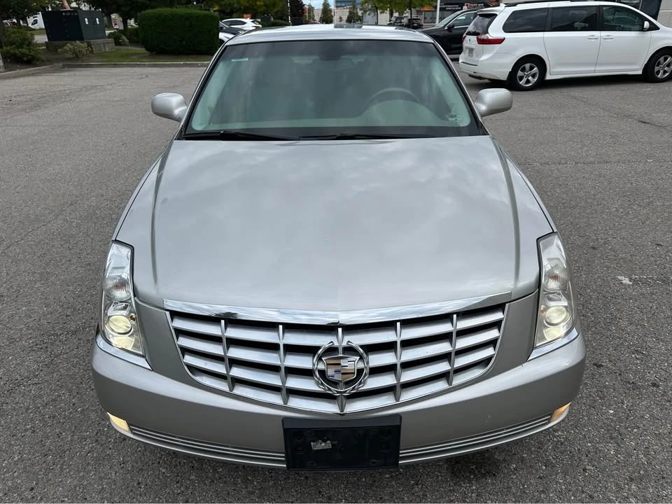 2006 Cadillac DTS - Image 2 of 8