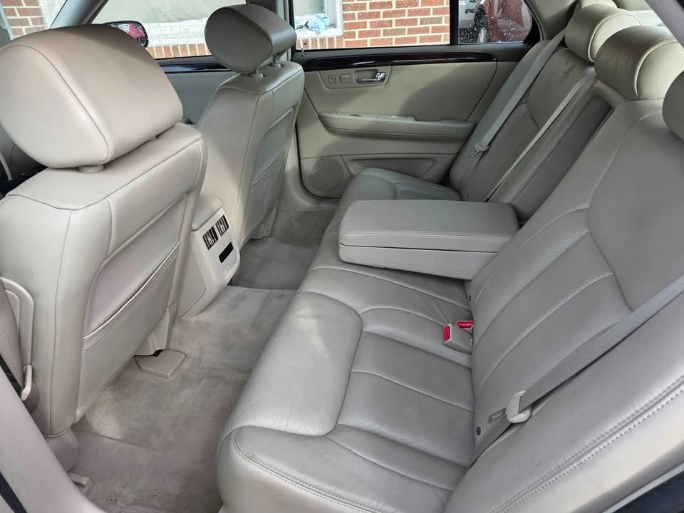 2006 Cadillac DTS - Image 13 of 17