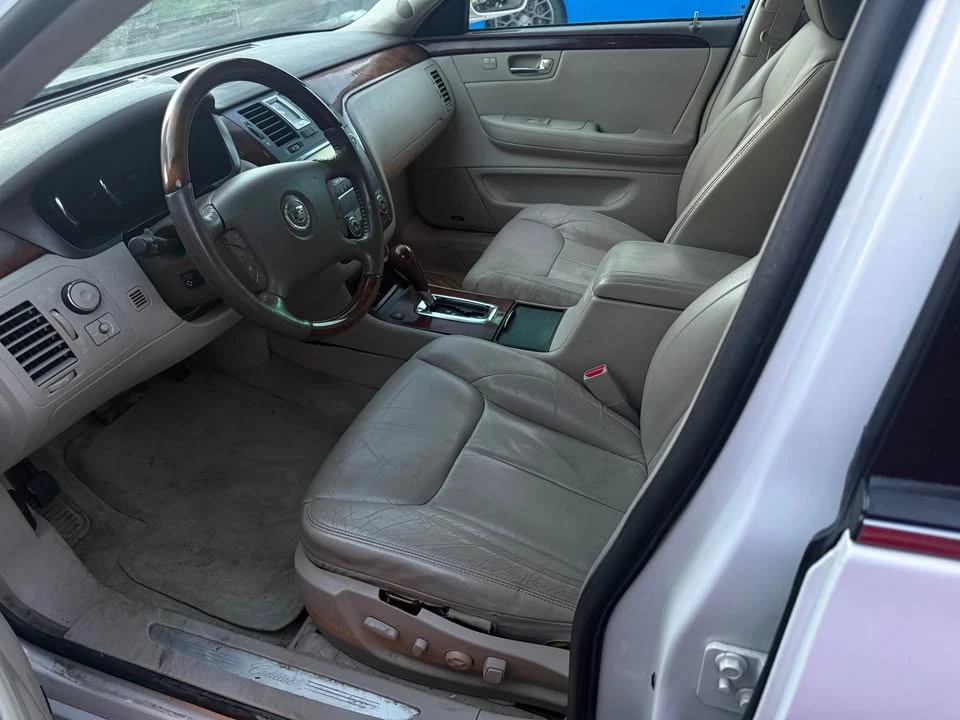 2006 Cadillac DTS - Image 5 of 9