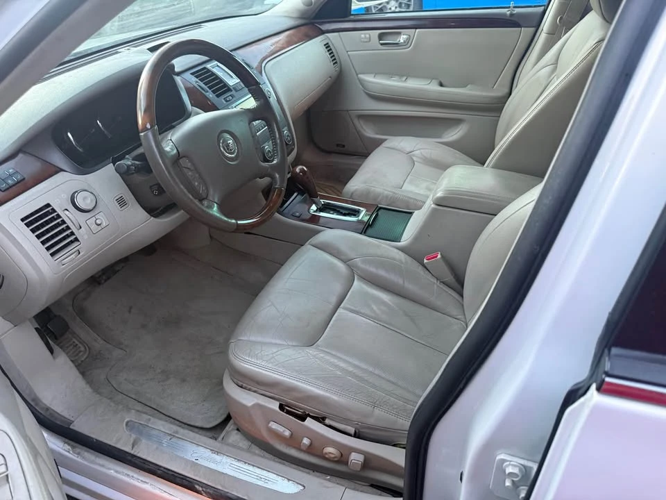 2006 Cadillac DTS - Image 4 of 9