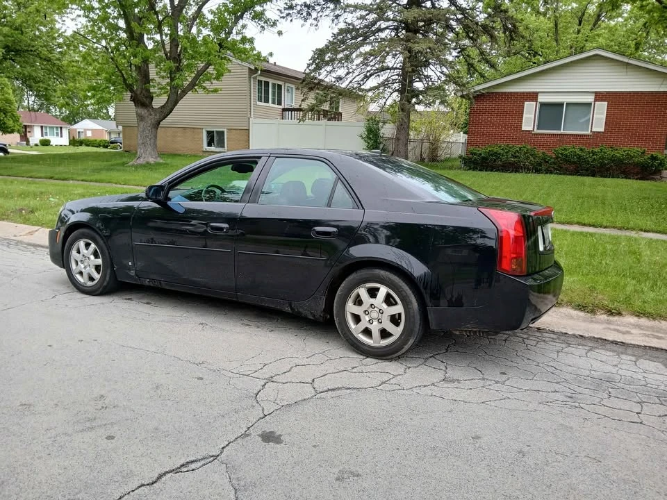 2006 Cadillac DTS - Image 2 of 4