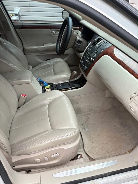2006 Cadillac DTS - Image 7 of 9