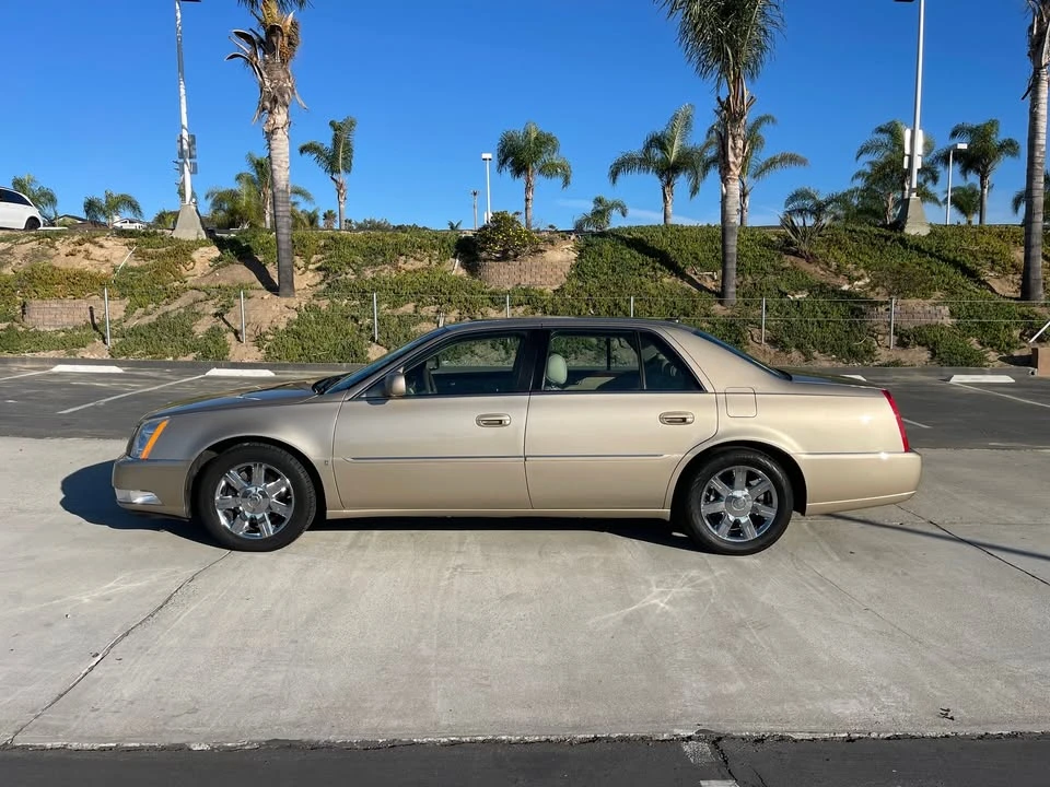 2006 Cadillac DTS - Image 8 of 18