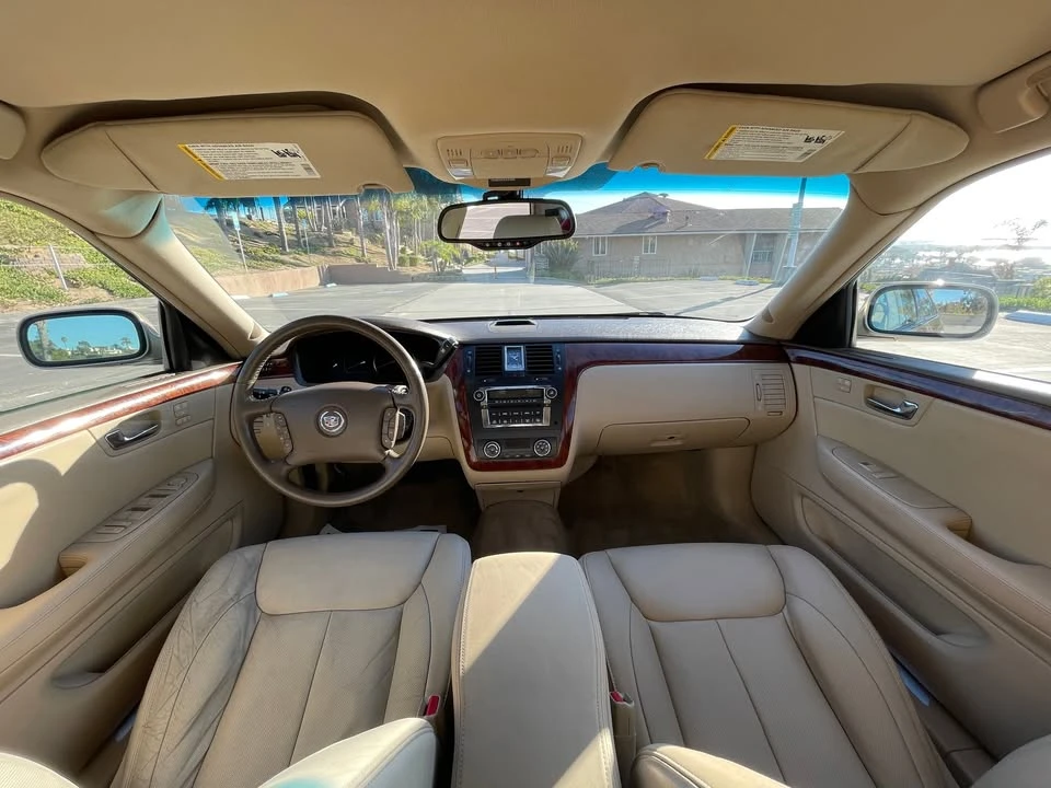 2006 Cadillac DTS - Image 11 of 18